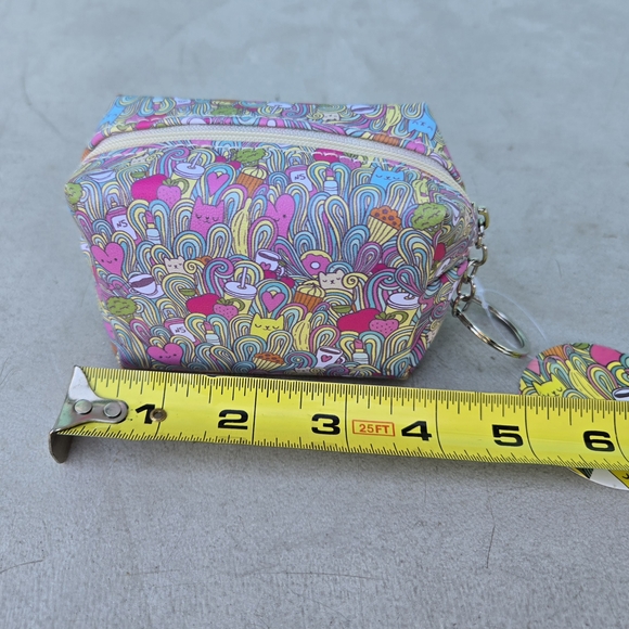Colorful Patterned Keychain Pouch - Picture 5 of 5